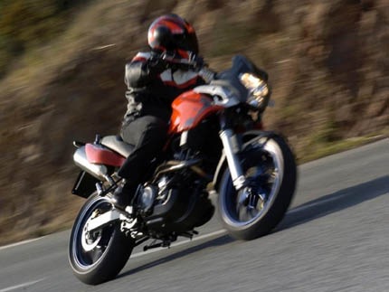 Aprilia Pegaso 650 Strada 2006 2