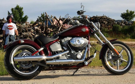 Harley Davidson Rocker2