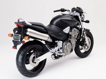Honda CB 900 F Hornet 2002 3