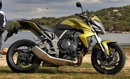 Honda CB1000R1