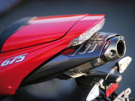 Triumph Daytona 675 2009 3
