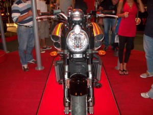 Yamaha VMAX 01